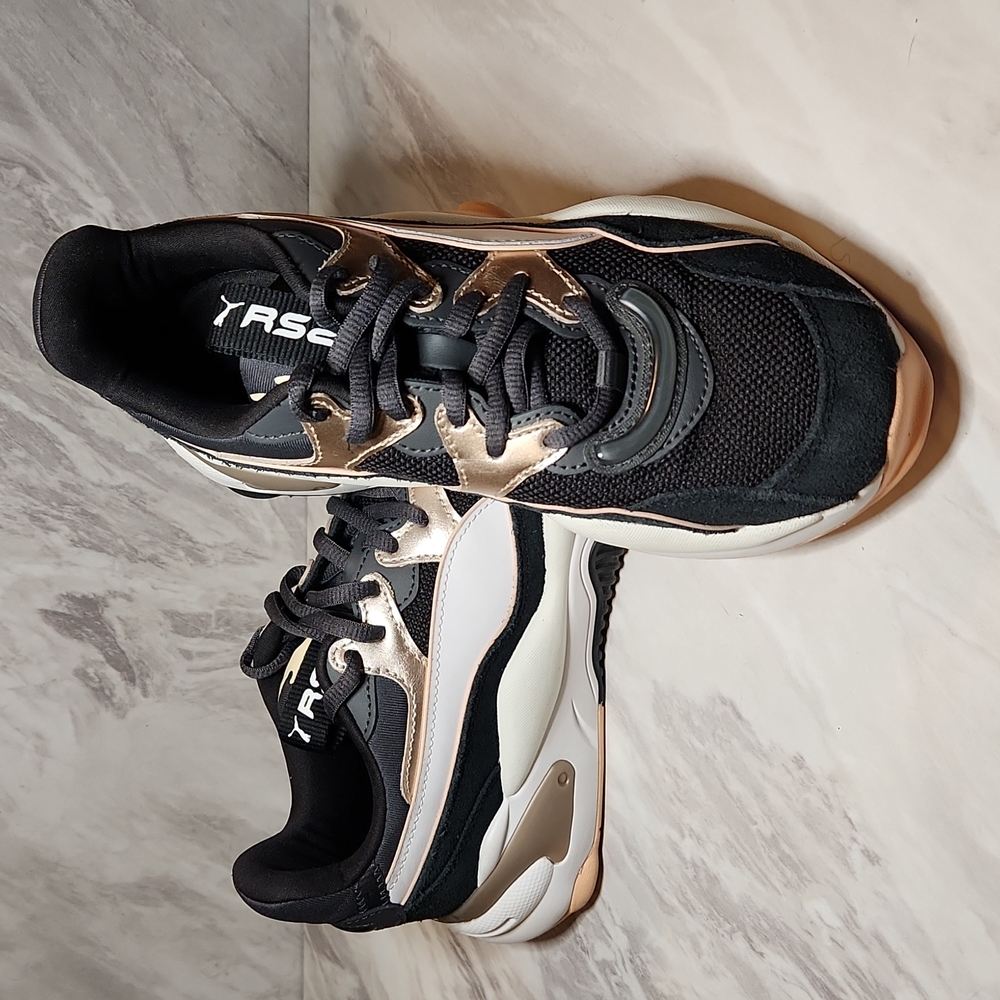 EUC Puma RS2K Metallic women's sz7